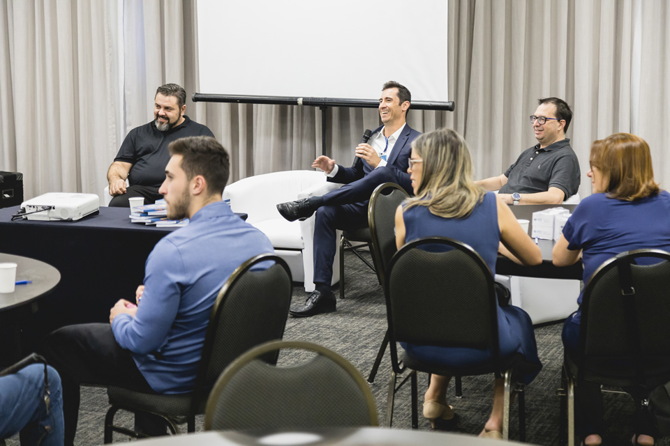 360 - Forster e Mininel Advogados - Renato Marçoli.jpg